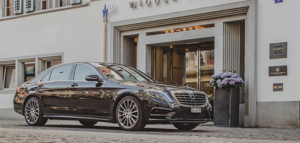 Business Sedan vehicle